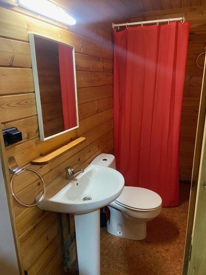 Bungalow & Camping Fuente De Regrustan Graus Exterior photo