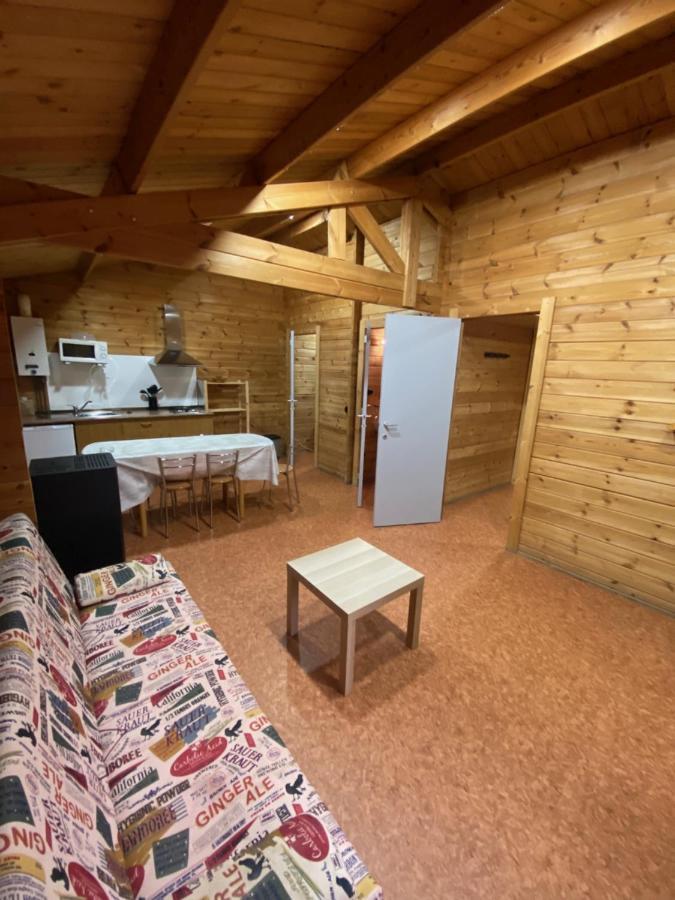 Bungalow & Camping Fuente De Regrustan Graus Exterior photo